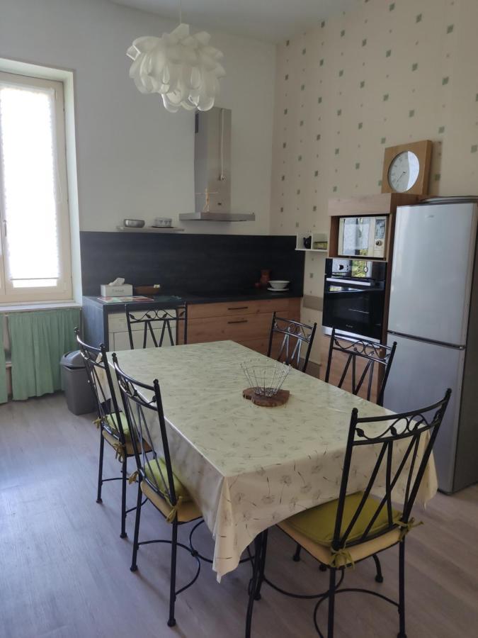 Gite Chanay 80 M2 Tournus 2 Chambres المظهر الخارجي الصورة
